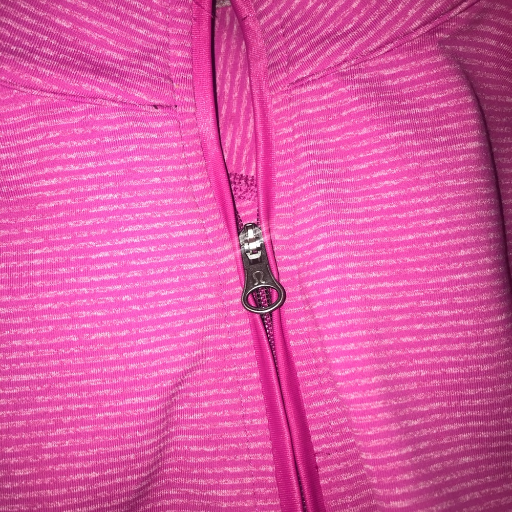 Lululemon 1/2 Zip Pink - Picture 5 of 5